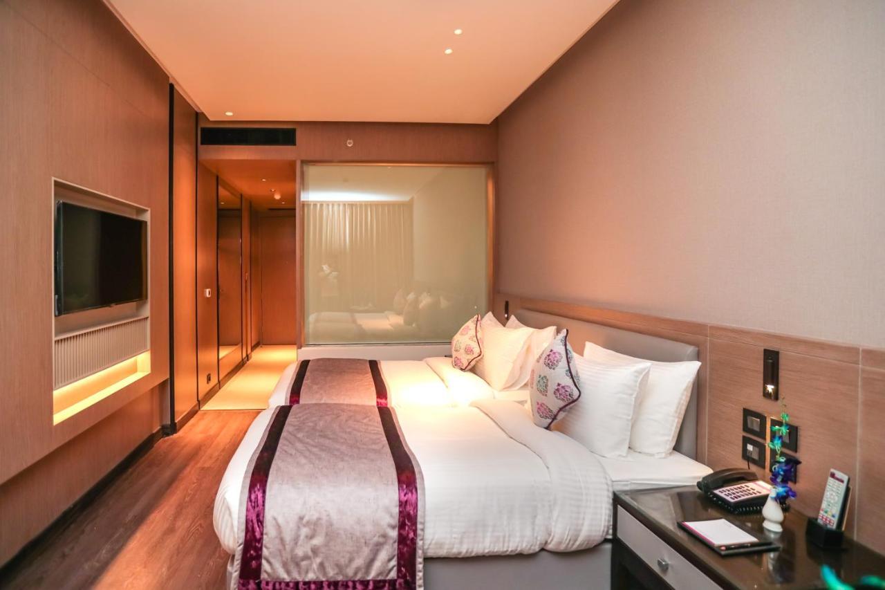 Regenta Place Verka Amritsar Esterno foto