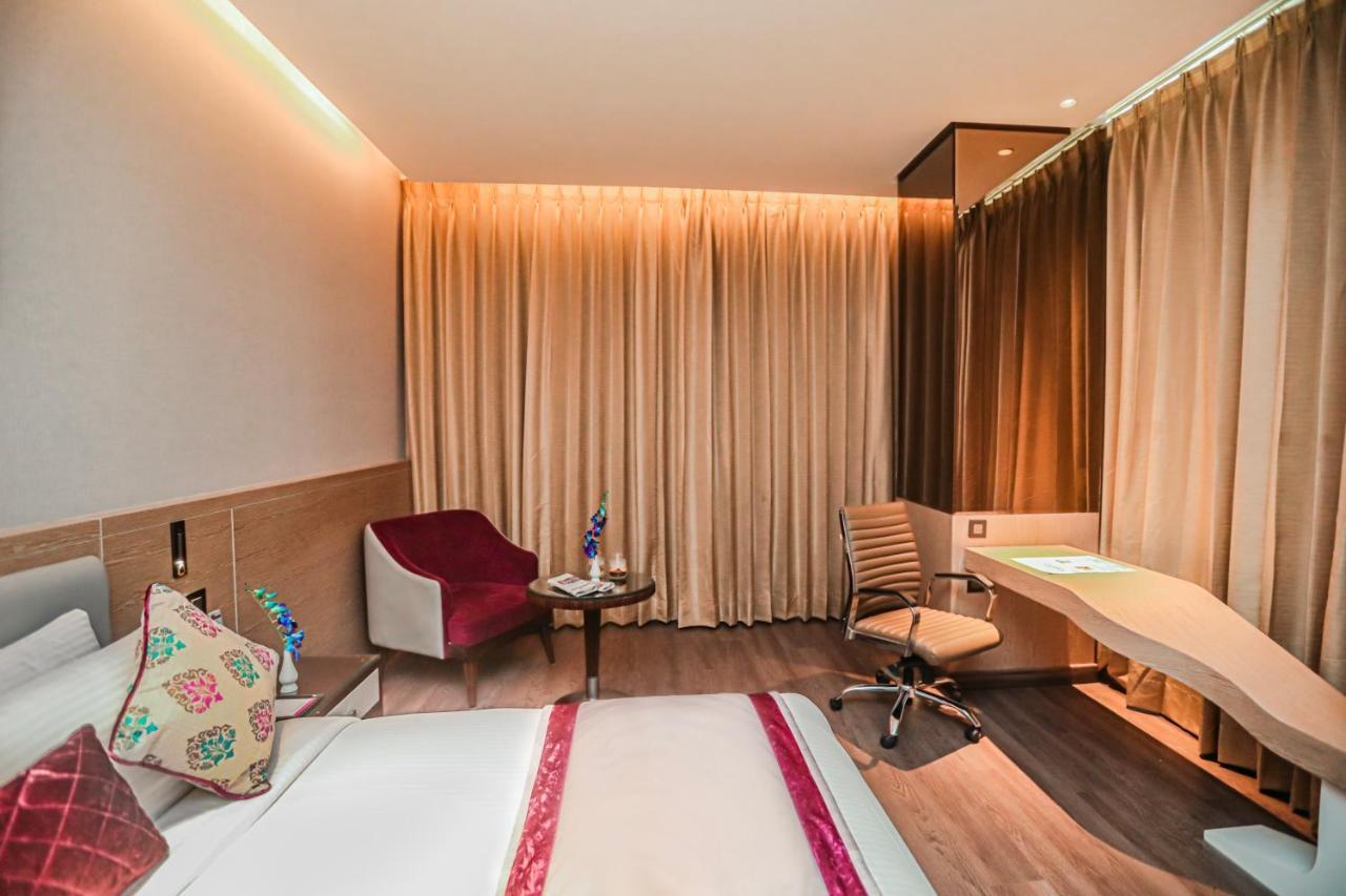 Regenta Place Verka Amritsar Esterno foto